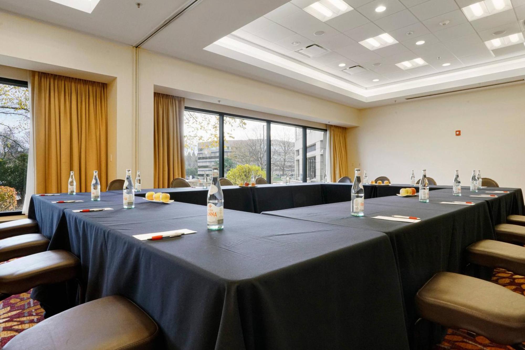 Chicago Marriott נייפרוויל מראה חיצוני תמונה